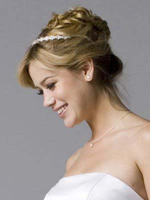 chignon mariage cheveux mi longs