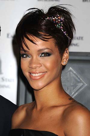 chignon sur cheveux courts