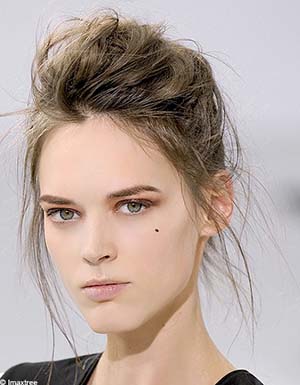 faire un chignon decoiffe