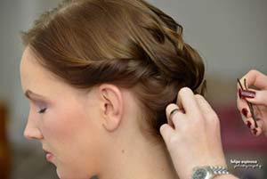 modele-chignon-cheveux-court.jpg